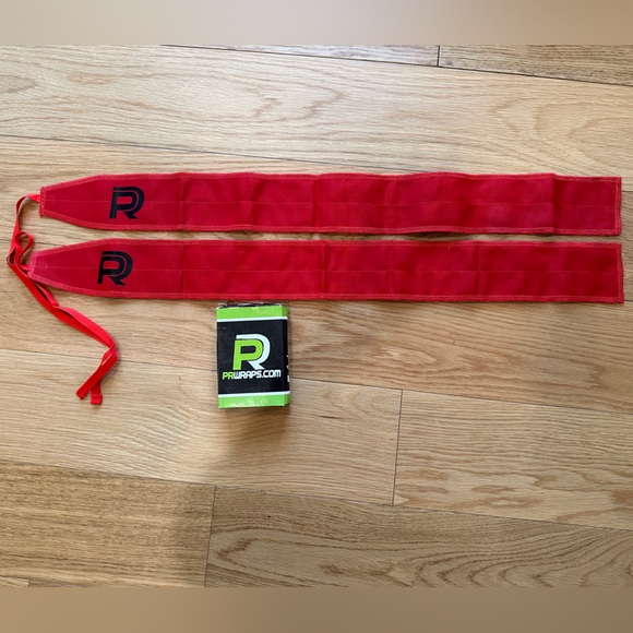 PRWraps brand wrist wraps for gym/weightlifting, red, NIB - Picture 2 of 2